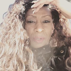 Meet your Posher, Angel